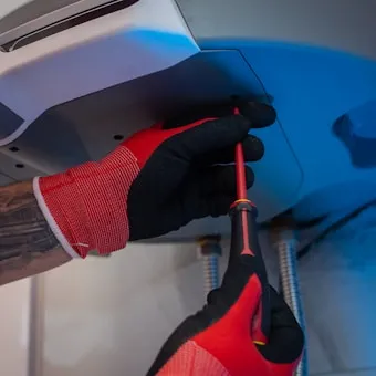 imgi_1_photo-1676210132787-7ed33de174d6