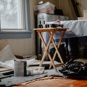 photo-1599619585794-5e241e2d7b78